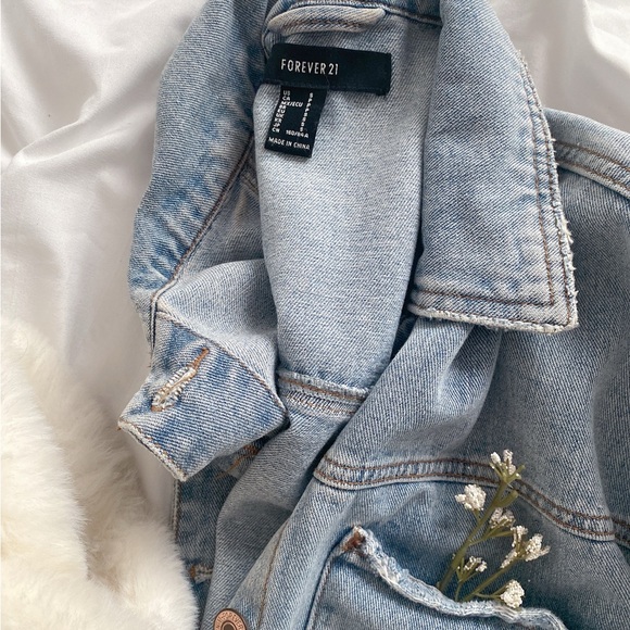 Forever 21 jean jacket - Picture 2 of 14